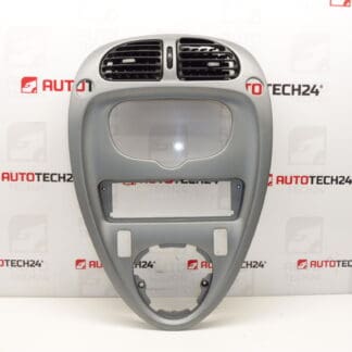 Radiorunko tuulettimilla HTG Citroën Xsara Picasso 9631315877 8211V8