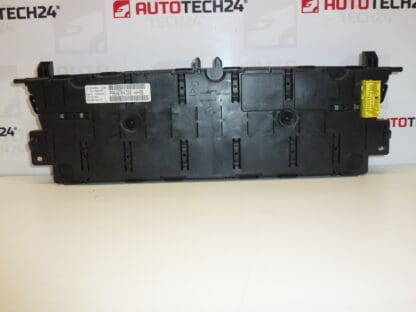 Nopeusmittari Citroën C4 Picasso ajettu 205 tuhatta km 9666704380 -A-00 6103KV